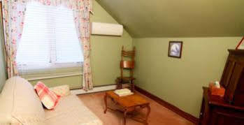 The Washington Irving Inn Tannersville Bagian luar foto